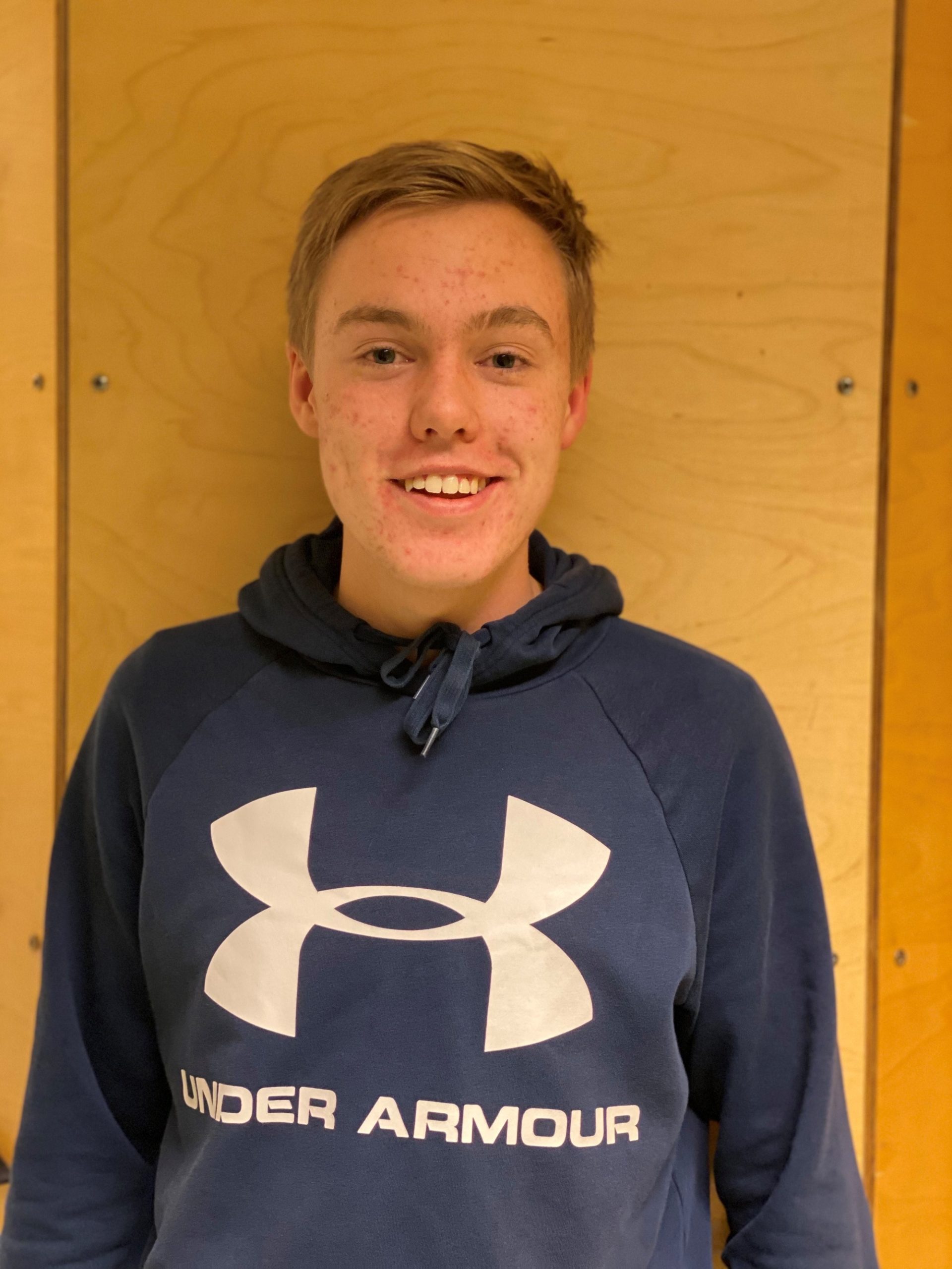 Uprisen Emil er Årets anmelder! Foreningen lesForeningen les